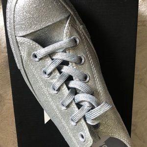 Converse silver sparkle size 9 Womens